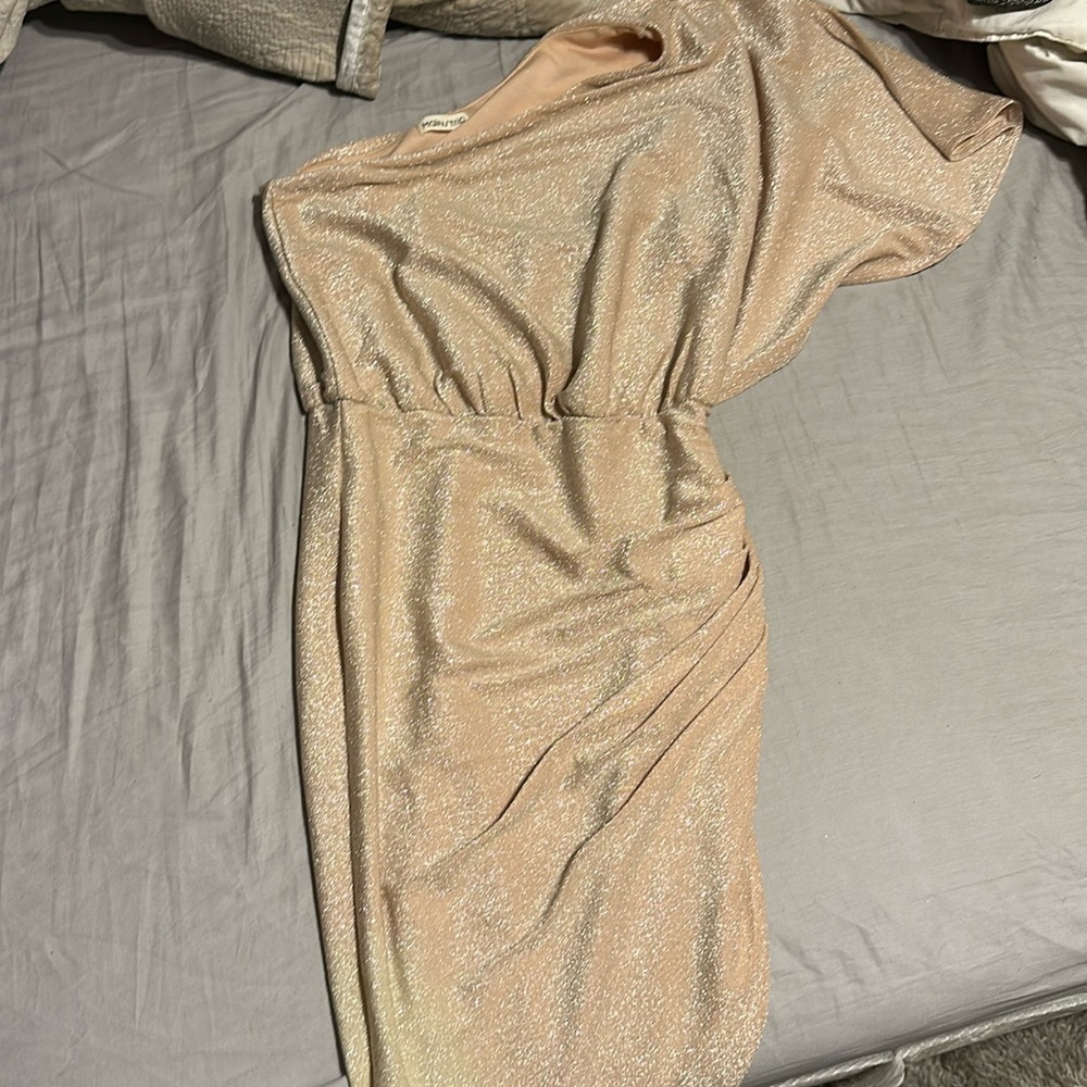 Off shoulder dress. Small. Brand: main strip